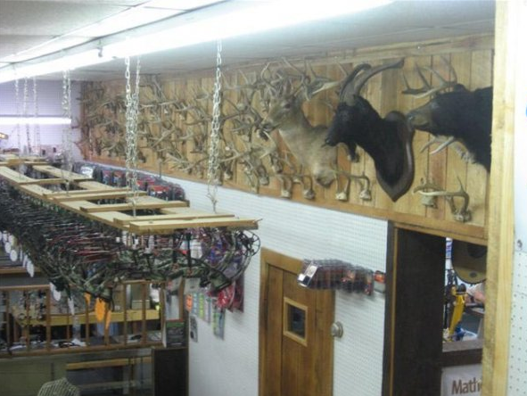 Reeves' Sport Shop in Washington, PA
