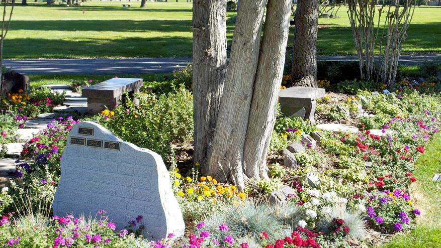 Cloverdale Funeral Home Cemetery And Crematory In Boise Id 208 375