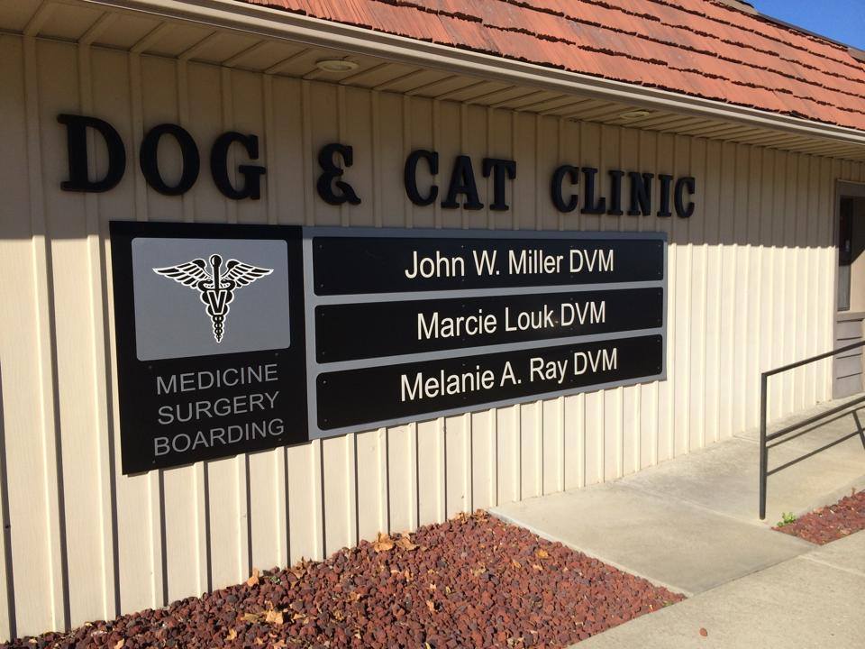 Dog & Cat Clinic in Leavenworth, KS